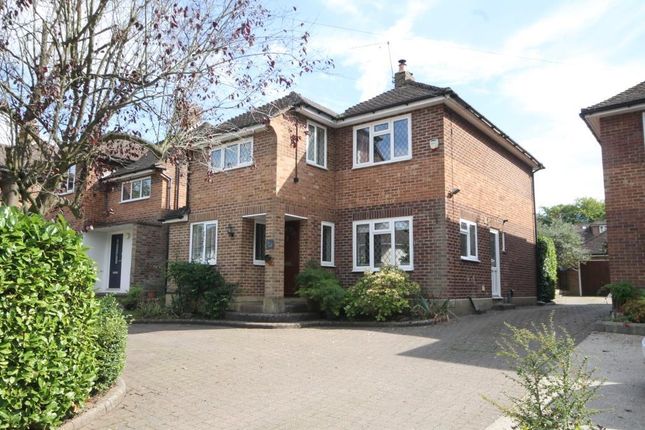 4 bed detached house