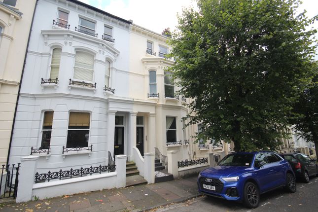 BUCKINGHAM ROAD, BRIGHTON 1 bed flat for sale
