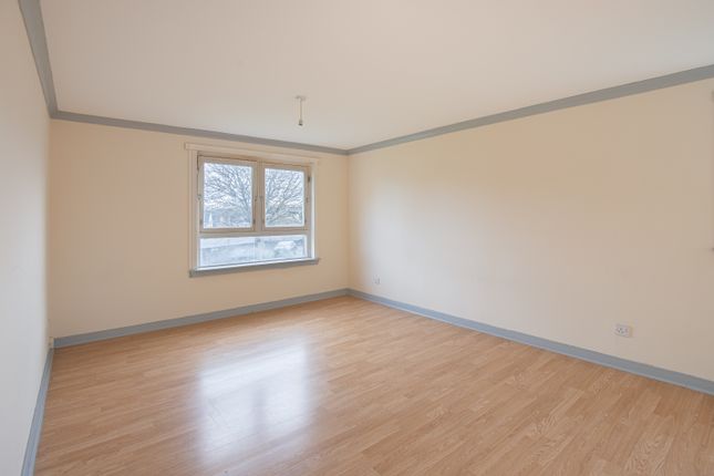 Glentanar Crescent, Dyce, Aberdeen 3 bed apartment for sale