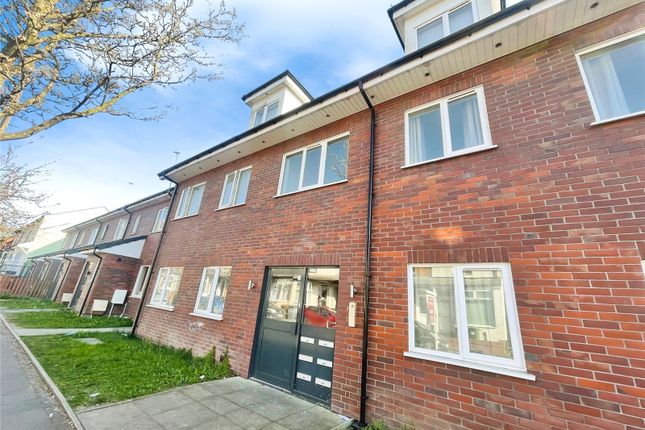 2 bed flat