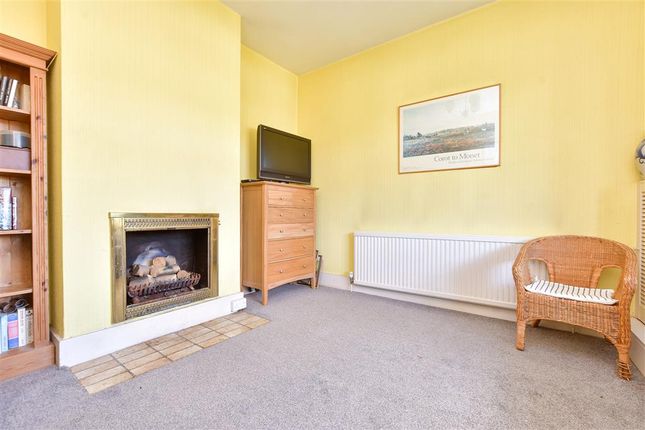 4 bedroom detached bungalow for sale