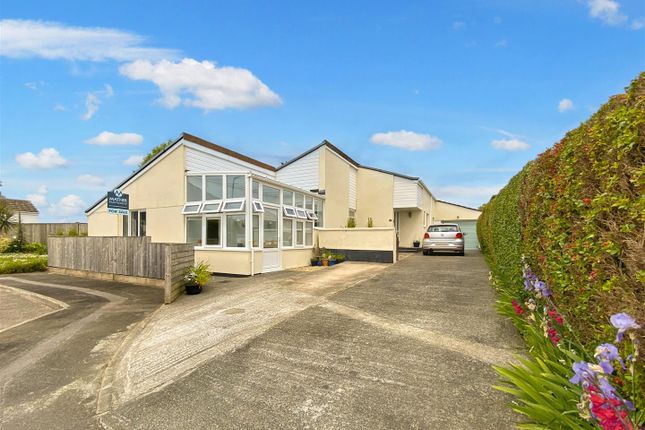 5 bedroom bungalow for sale