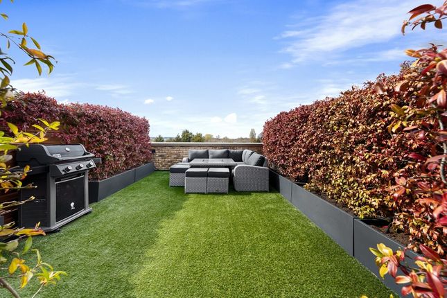 3 bedroom town house for sale