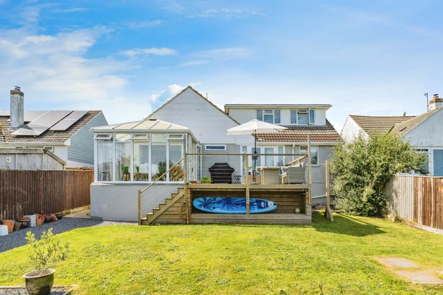 4 bed detached house
