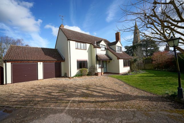 4 bed detached house