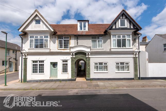 4 bed semi-detached house