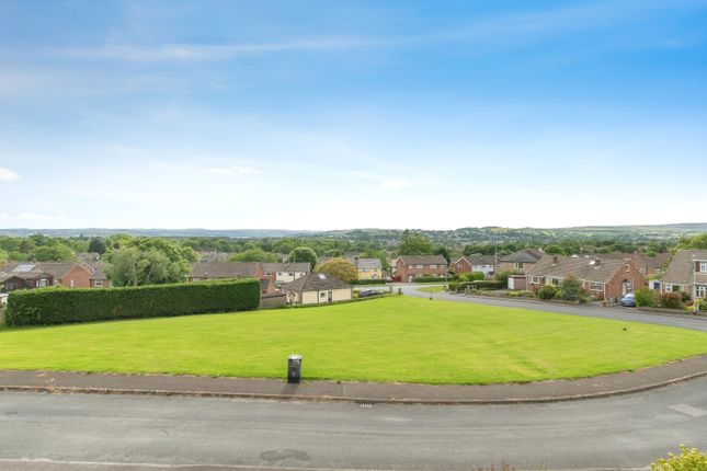 3 bed semi-detached house