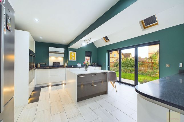 Templeman Drive, Stamford PE9 4 bed detached house for sale