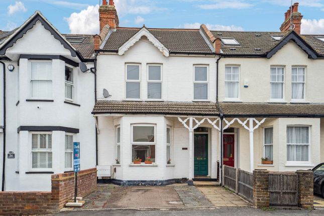 Highfield Road, Bushey 3 bed terraced house for sale
