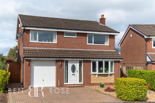 Lyndale Close, Leyland 4 bed detached house for sale