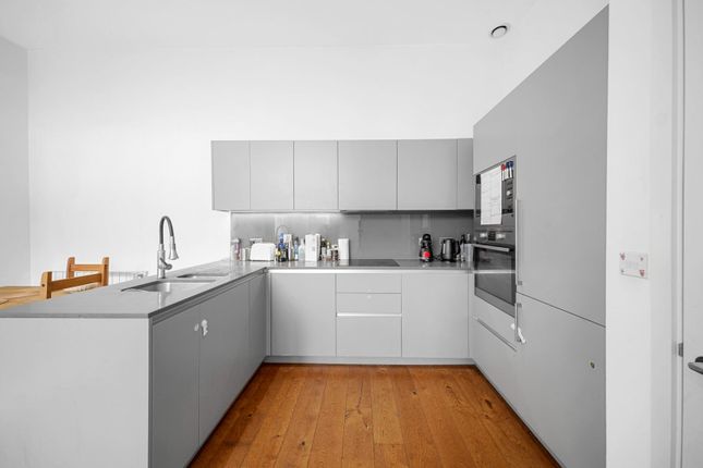 3 bed flat