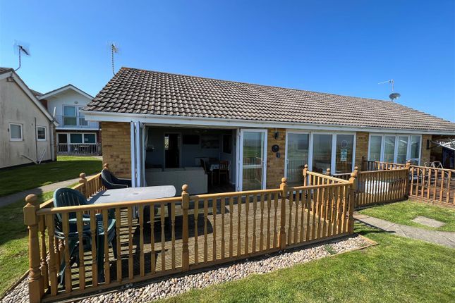 3 bedroom semi-detached bungalow for sale