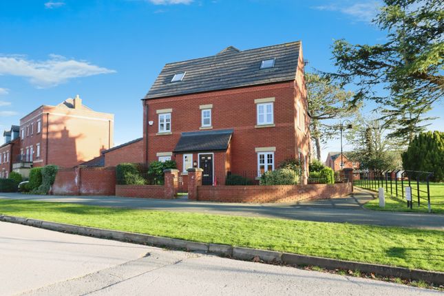 4 bedroom semi-detached house for sale