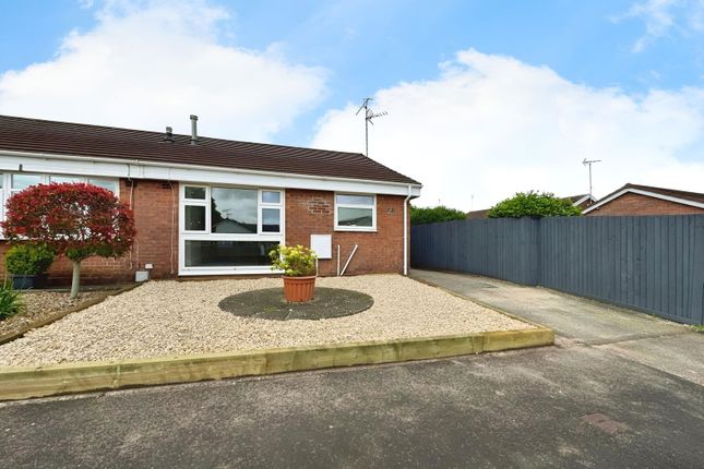 2 bedroom semi-detached bungalow for sale