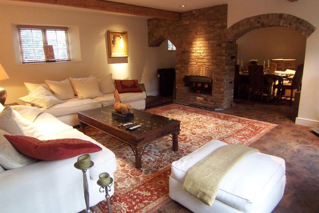 2 bedroom house for sale