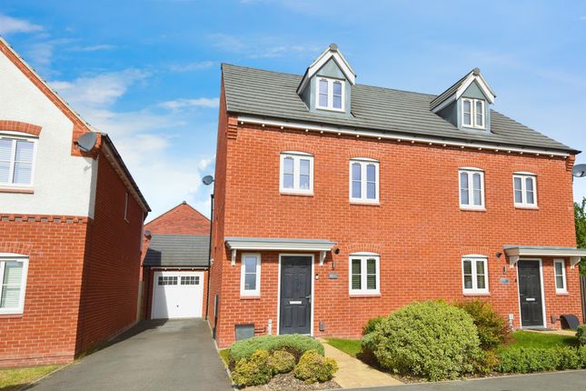 4 bedroom semi-detached house for sale