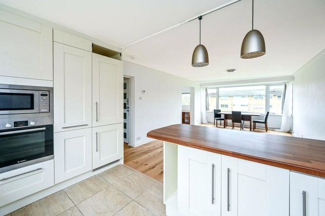 The Shimmings, Guildford GU1 3 bed flat for sale