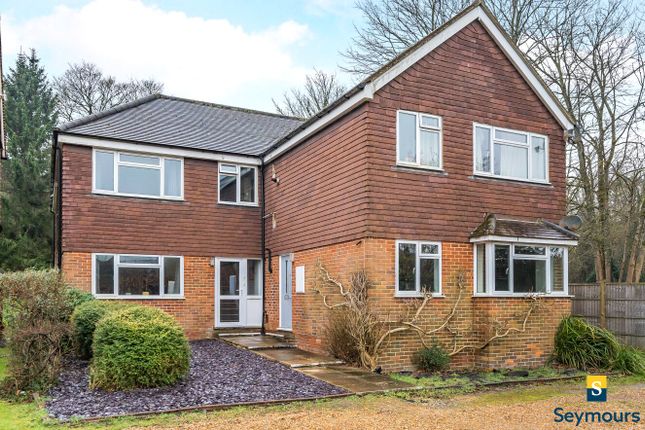 The Street, Guildford GU4 1 bed flat for sale