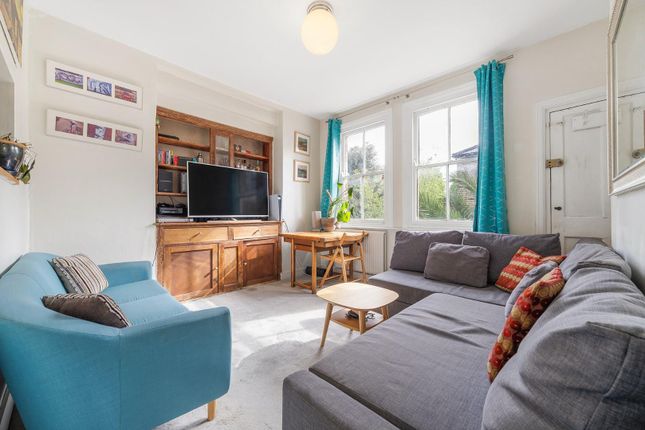 4 bed maisonette