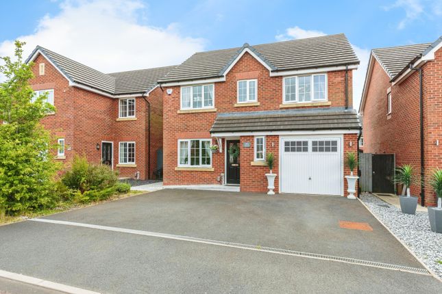 4 bed detached house