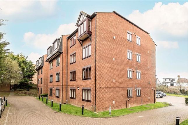Burnt Ash Hill, London SE12 1 bed flat for sale
