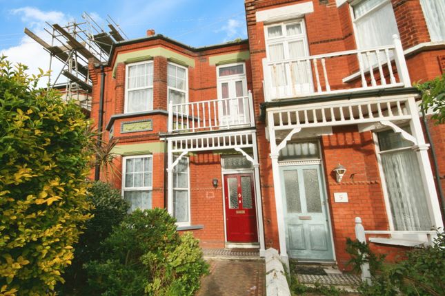 5 bedroom terraced house for sale