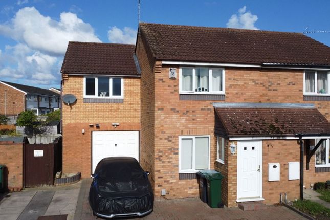 Springwell Avenue, Mill End... 3 bed semi