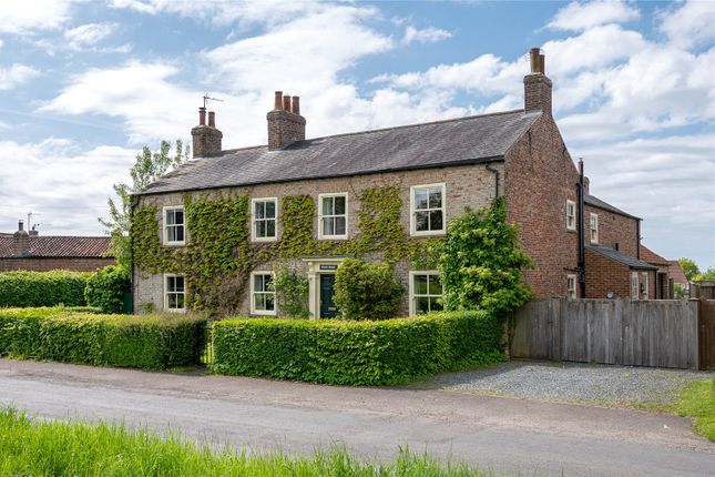 6 bed detached house