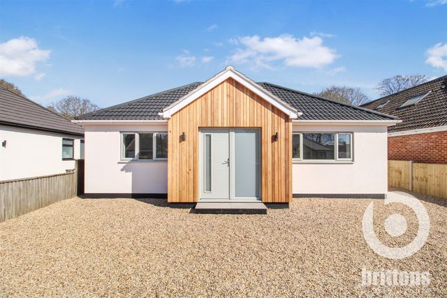 Woodside Close, Dersingham, King's Lynn 3 bed detached bungalow for sale