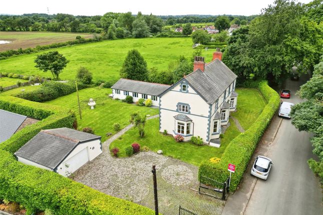 6 bedroom detached house for sale