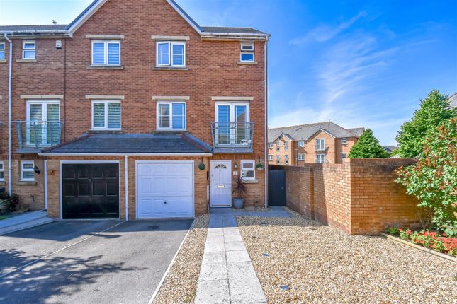 3 bedroom end of terrace house for sale