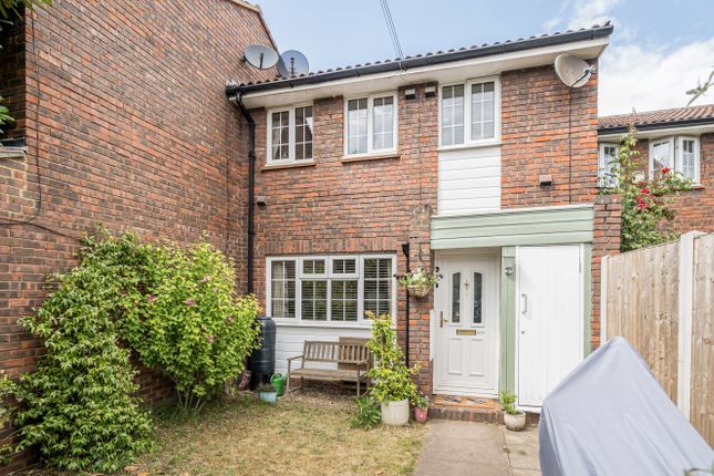 3 bed terraced house
