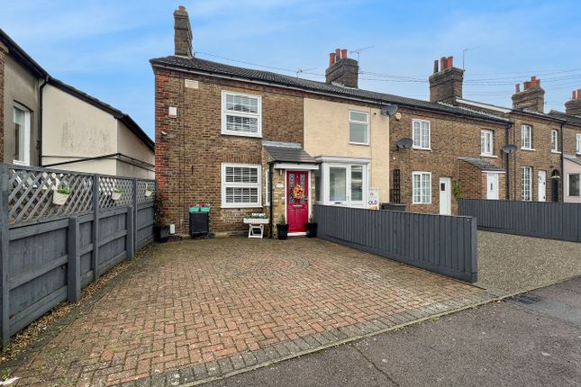 Mount Road, Braintree, CM7 2 bed end of terrace house for sale