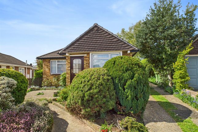 Norwich Close, Sarisbury Green... 3 bed detached bungalow for sale