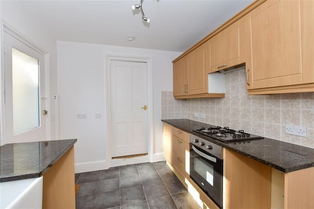 3 bed end terrace house