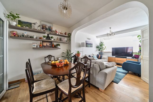 Rochford Way, Croydon CR0 3 bed terraced house for sale