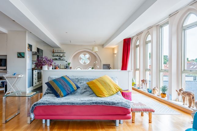 Chandos, Bristol BS6 2 bed flat for sale