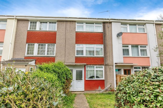 3 bedroom town house for sale