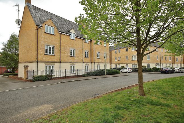 1 Harvest Grove, Witney, OX28 2 bed apartment for sale