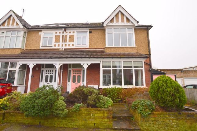 Cunningham Park, Harrow 1 bed apartment for sale