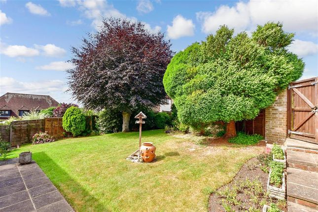 Glebe Park Avenue, Havant, Hampshire 4 bed detached house for sale
