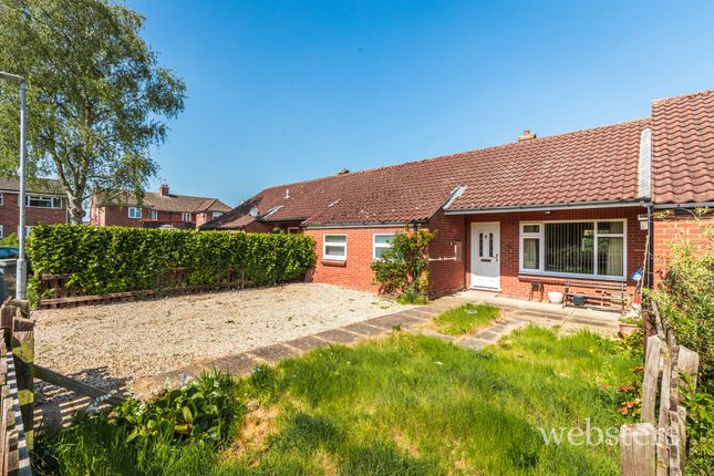 2 bedroom semi-detached bungalow for sale