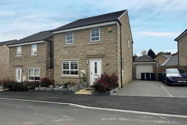 4 bed detached house