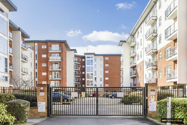 Clarkson Court, Hatfield 2 bed flat for sale