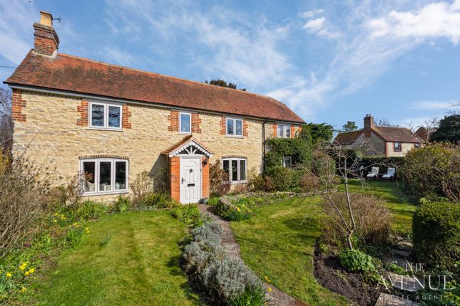 Hammer Lane, Warborough, Oxfordshire... 3 bed detached house for sale