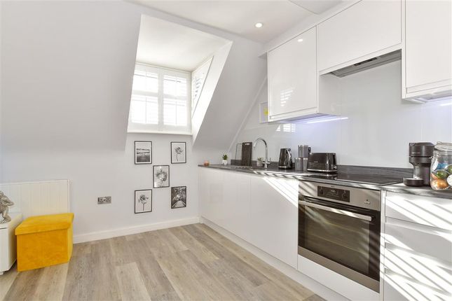 2 bed flat