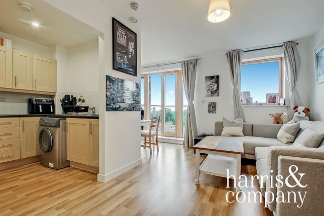 Harrow Road, Kensal Green 1 bed flat for sale