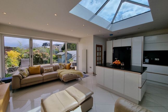 4 bed semi-detached house