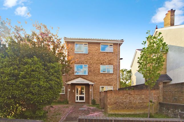 2 bed flat
