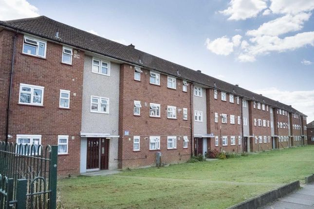 Studio flat for sale